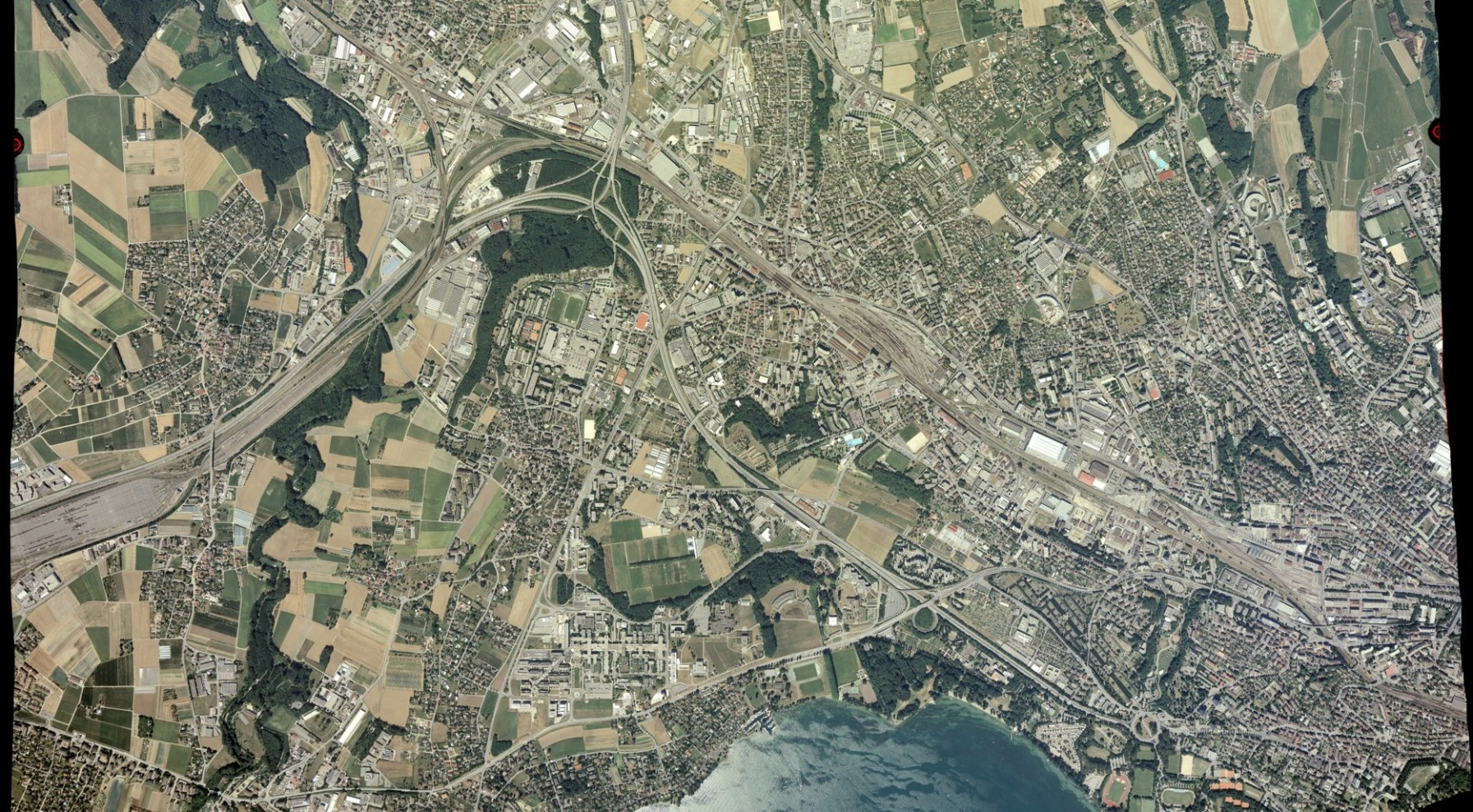 La Suisse vue du ciel – désormais en couleur