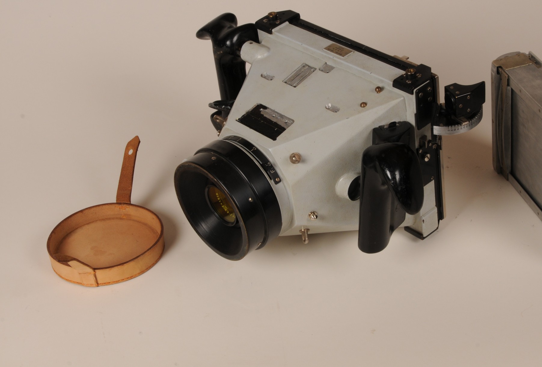 Achat des premiers appareils photographiques